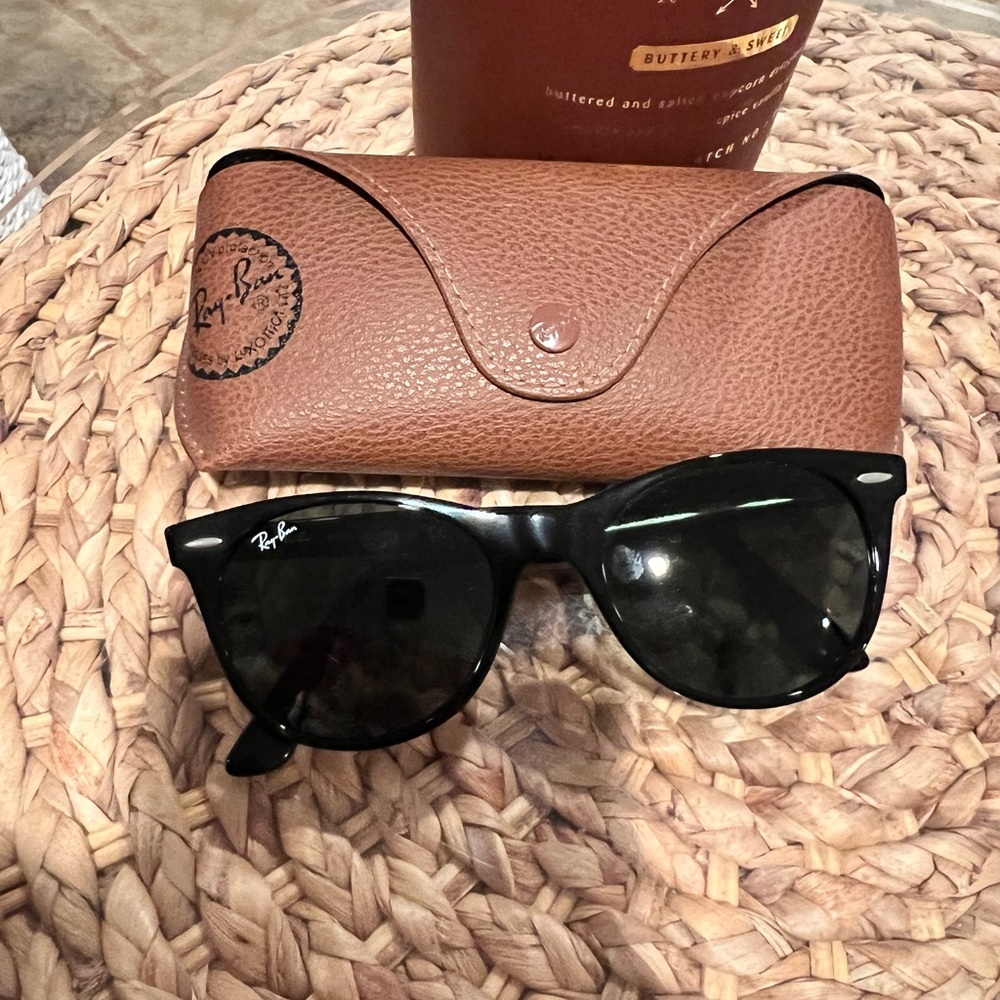 Ray bands with case